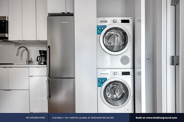 Rented by The Blueground | media 14