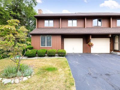 8 Treetop Dr, Fairport, NY, 14450