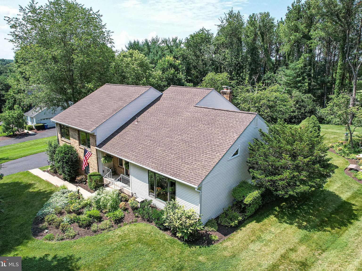 1402 Park Lake Dr, Reston, VA 20190 MLS VAFX2136392 Zillow