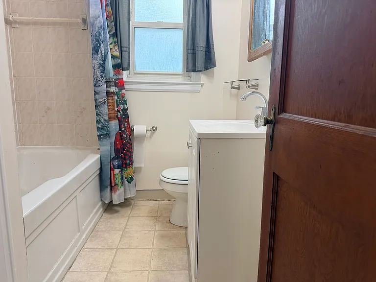 29 Parkhurst Blvd — Photo 9