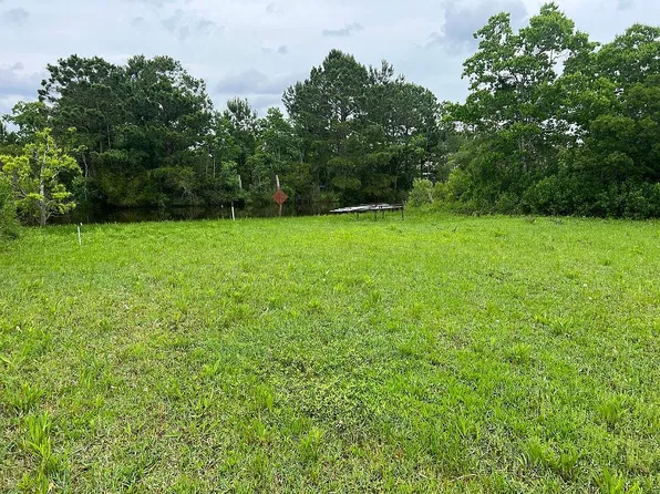 9030 Alabama St, Bay Saint Louis, MS 39520