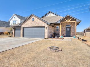 17765 Walnut Creek Rd, Edmond, OK 73012