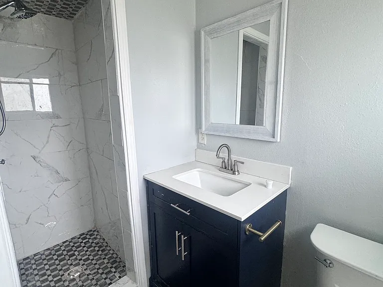 4327 Hughes Dr — Photo 5