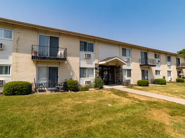 8924 Kenneth Dr #107G, Des Plaines, IL 60016