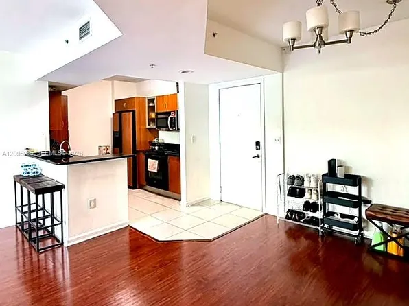 2775 NE 187th St, Aventura, FL
