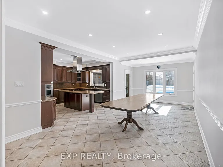 598 Lyman Blvd — Photo 8