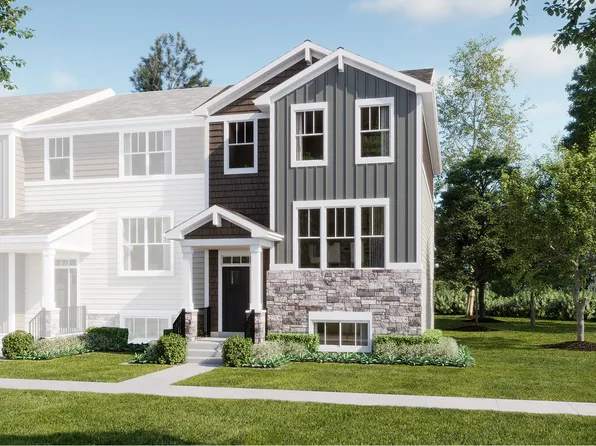 3001 Abbey Cir, Aurora, IL 60502