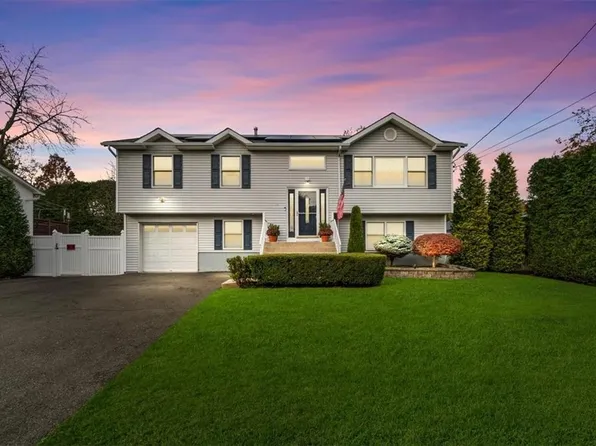 14 E Charles Street, Nanuet, NY 10954