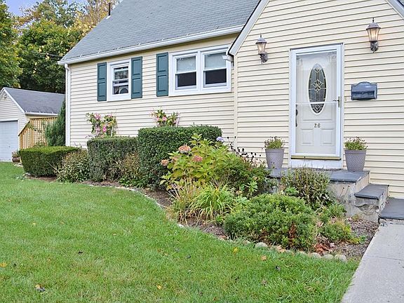 5th image of 26 Harriman Ave