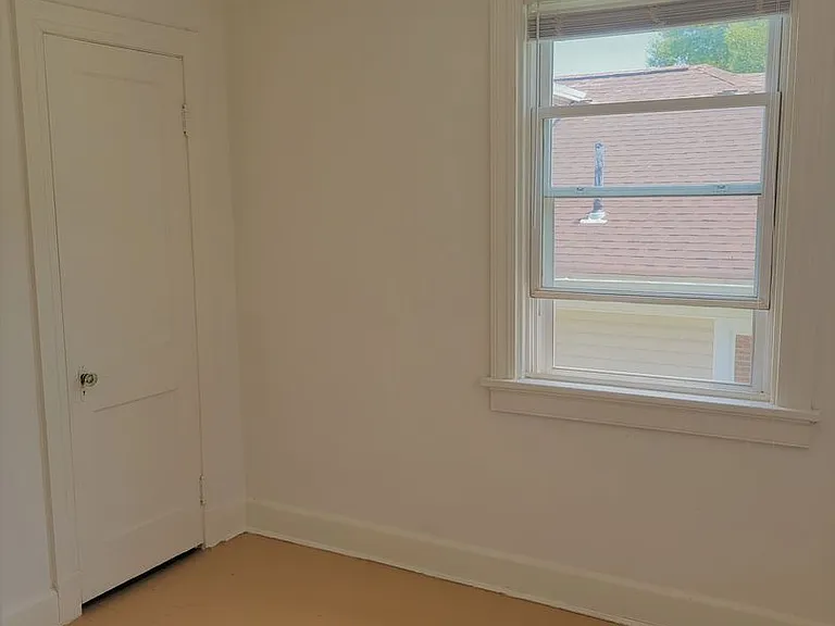 1315 Byron St — Photo 19