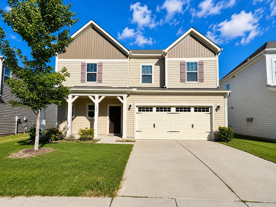 909 Lippincott Rd