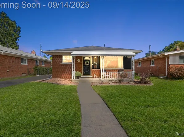 18528 Flamingo Blvd, Livonia, MI 48152