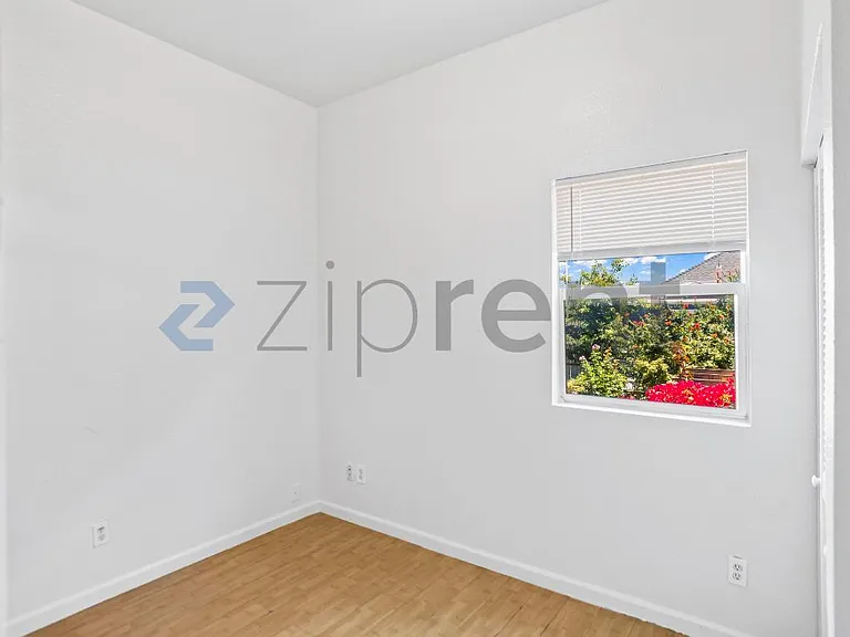 3312 Adeline St — Photo 16