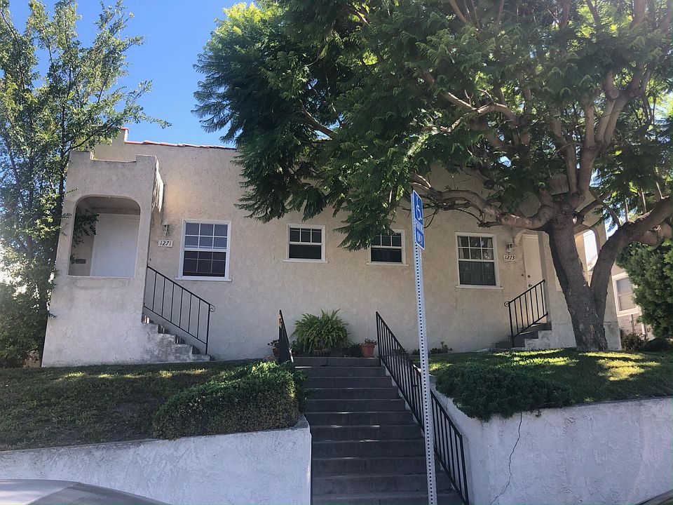 Front of four-plex. The unit for lease is in the back.