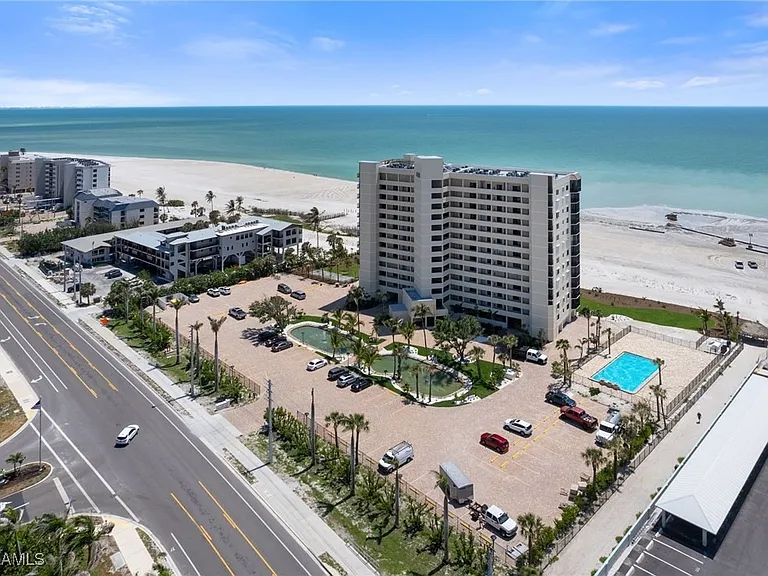 7500 Estero Blvd #506 — Photo 15