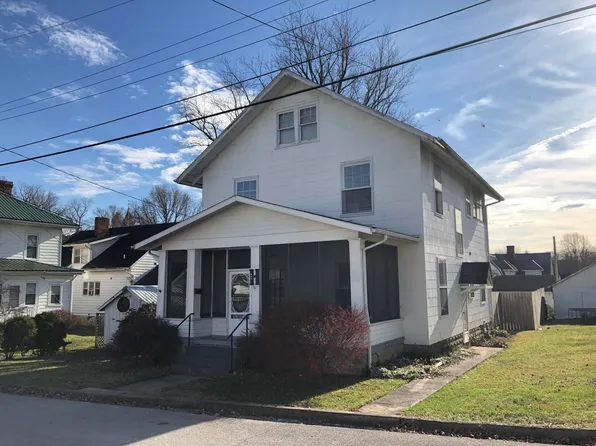 212 W Mulberry St, Carlisle, KY 40311
