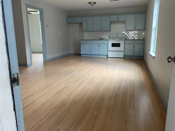 1015 E 36th St, Houston, TX 77022