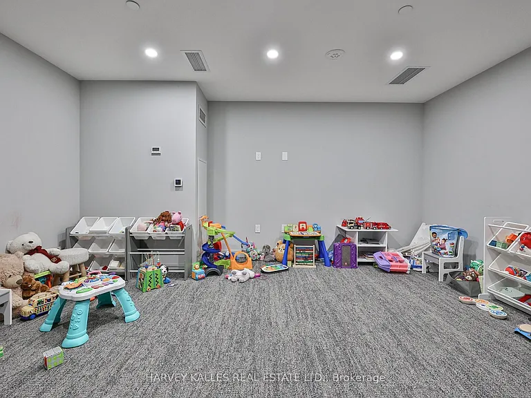 859 The Queensway #603 — Photo 30