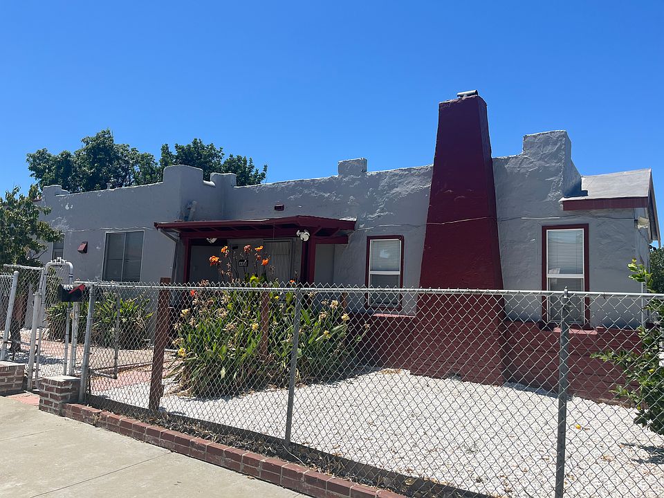 1st image of 405 W 10th St #1