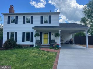 5807 Charlton Ct, Alexandria, VA 22315