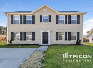 6937 Wandering Creek Dr, Charlotte, NC 28216