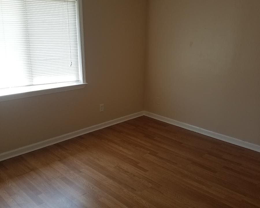 1st image of 13601 N Nemours St