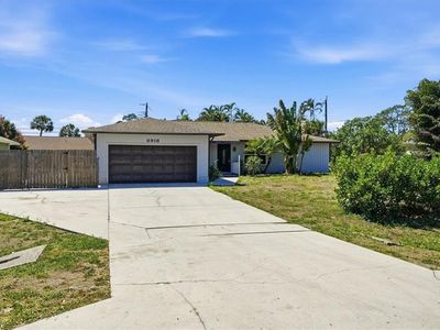 3918 Cindy AVE, Naples, FL, 34112