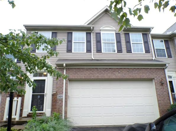 301 Maple Ridge Dr, Canonsburg, PA 15317