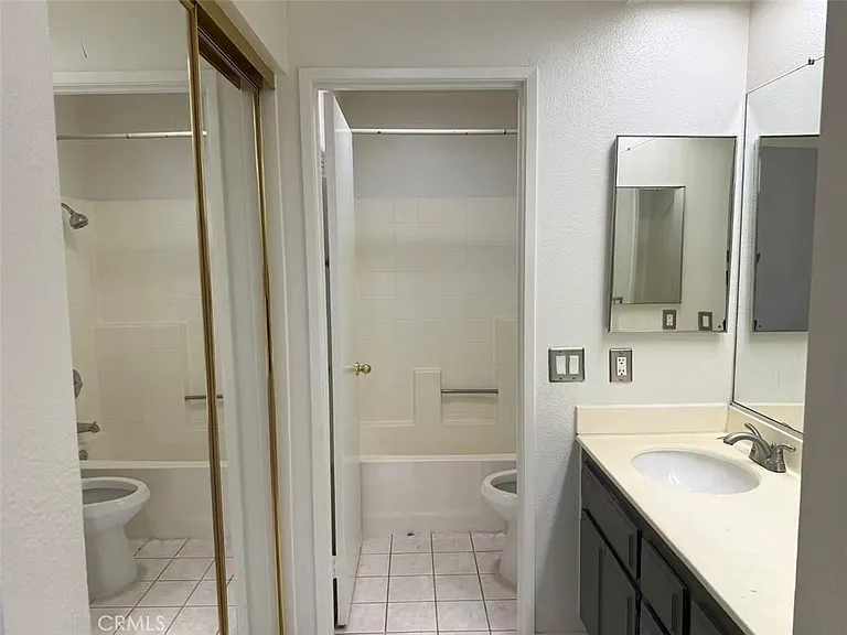 11829 Aurora Ct — Photo 14