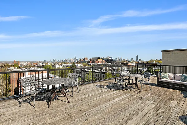 Rented by Compass | media 25