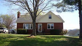 1st image of 912 Clearview Dr