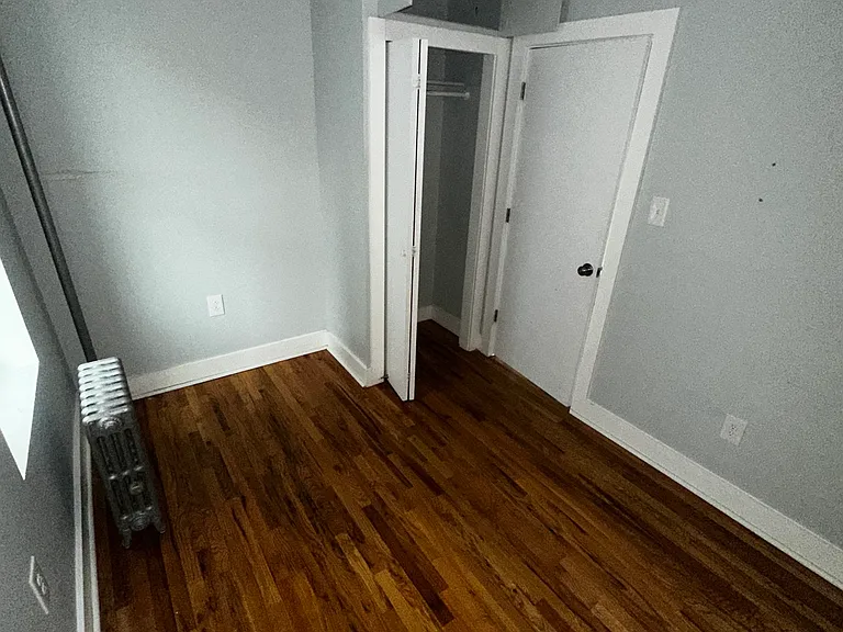 5309 Hudson Ave #39 — Photo 3