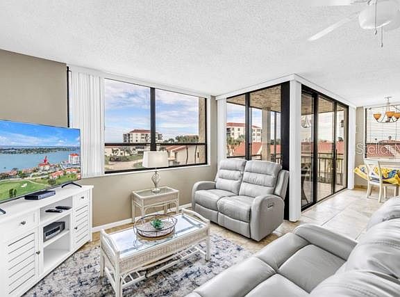 4th image of 6279 SUN BOULEVARD #304