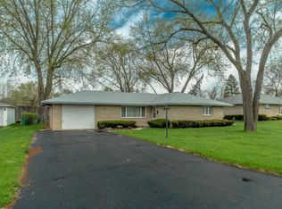2719 Dougall Rd, Joliet, IL 60433
