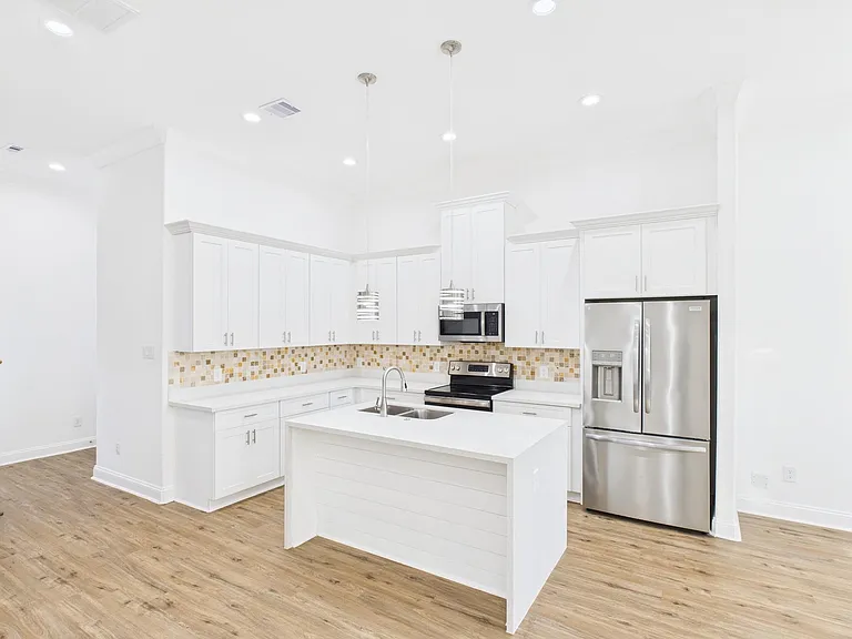 4619 Stassen St #B — Photo 8