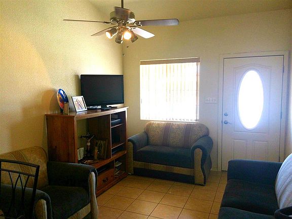 3rd image of 784 E Las Brisas Blvd
