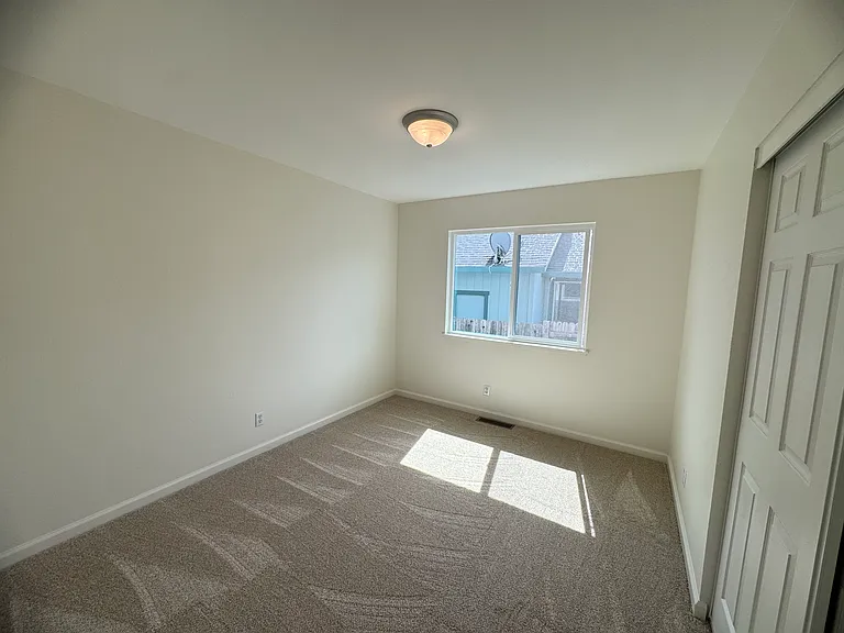 131 William Cir — Photo 18