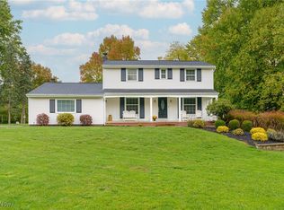 11583 Cherokee Ln, Brecksville, OH 44141