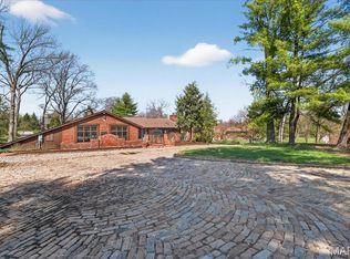 10 Vouga Ln, Saint Louis, MO