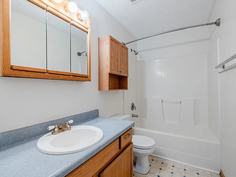 410 W Todd Cir — Photo 27