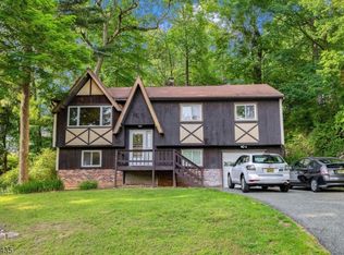 518 Davsel Rd, Landing, NJ 07850