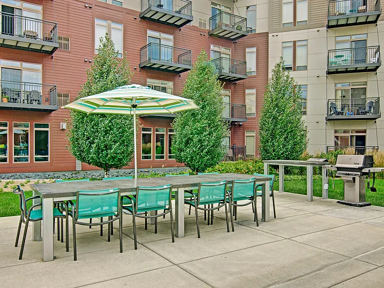 The Covington Apartment Homes — Photo 22