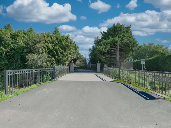 12900 Gilbert Rd, Richmond, BC V7E 2H6