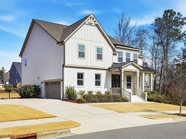 104 River Ledge Dr, Holly Springs, NC 27540