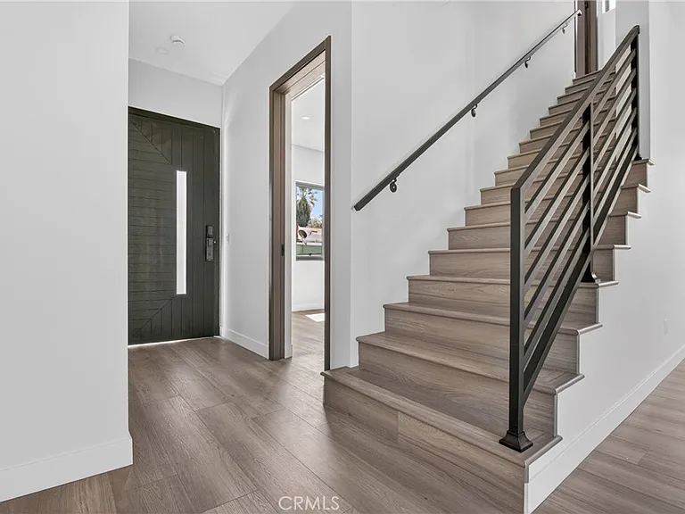 7605 Greg Ave — Photo 8