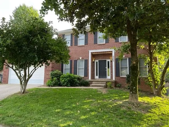 3305 Mallory Cir, Lexington, KY 40513