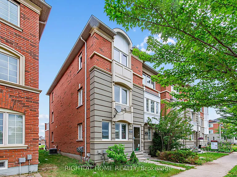 2628 Bur Oak Ave — Photo 2