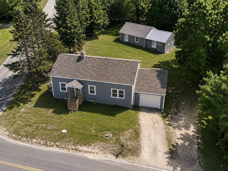 1st image of 887 Foxes Ridge Road