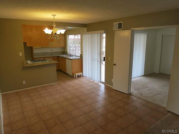 5th image of 10684 Douglas St