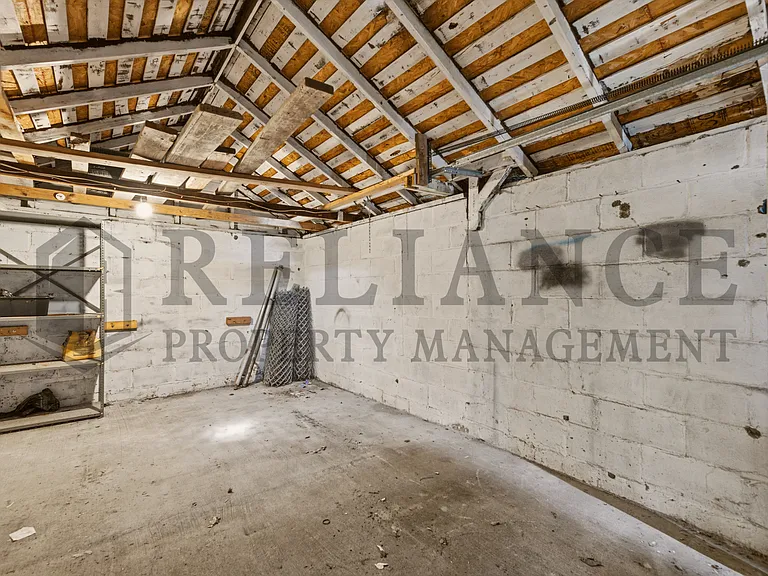 1836 S Gold St — Photo 11